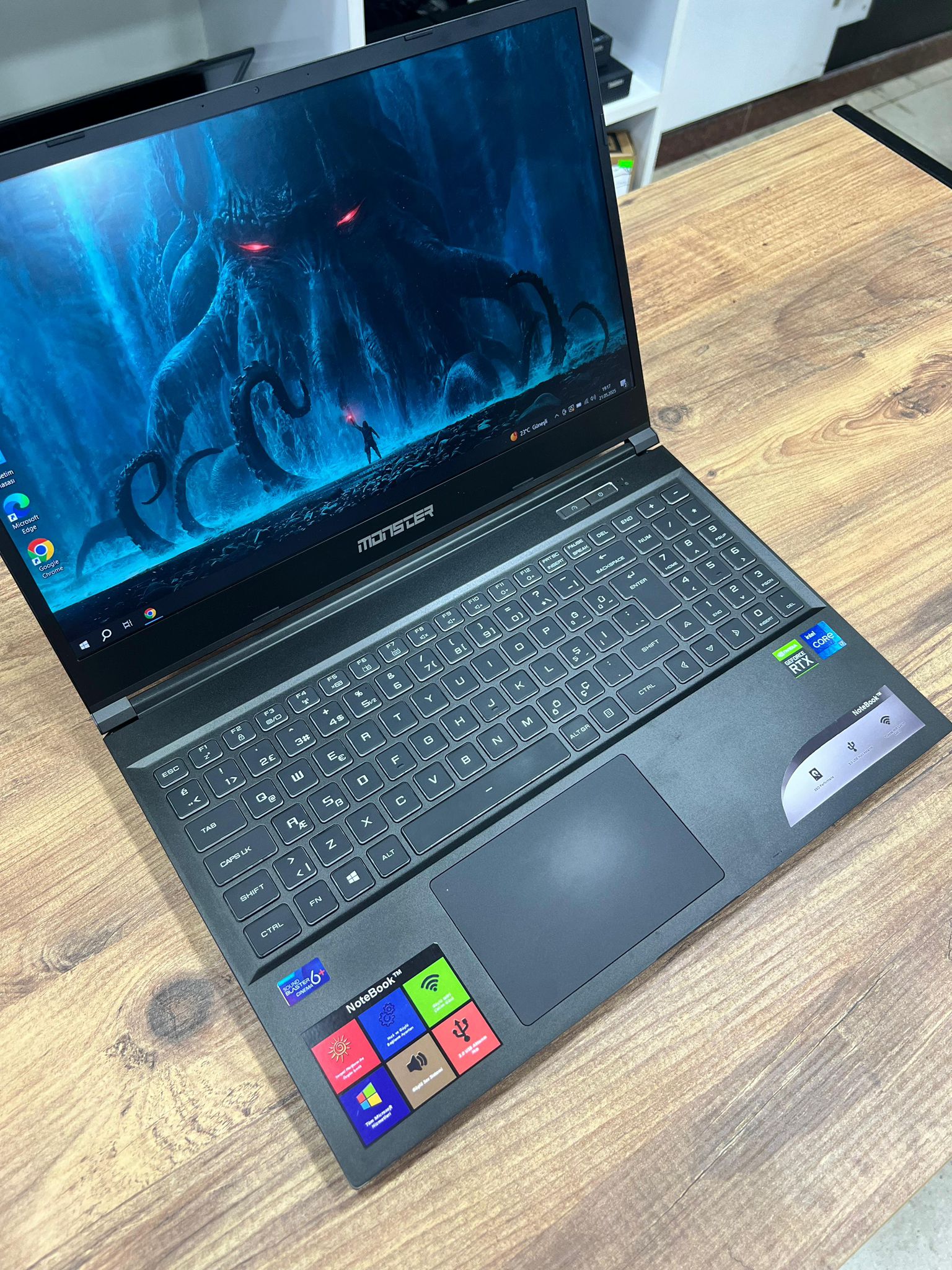 Laptop 1